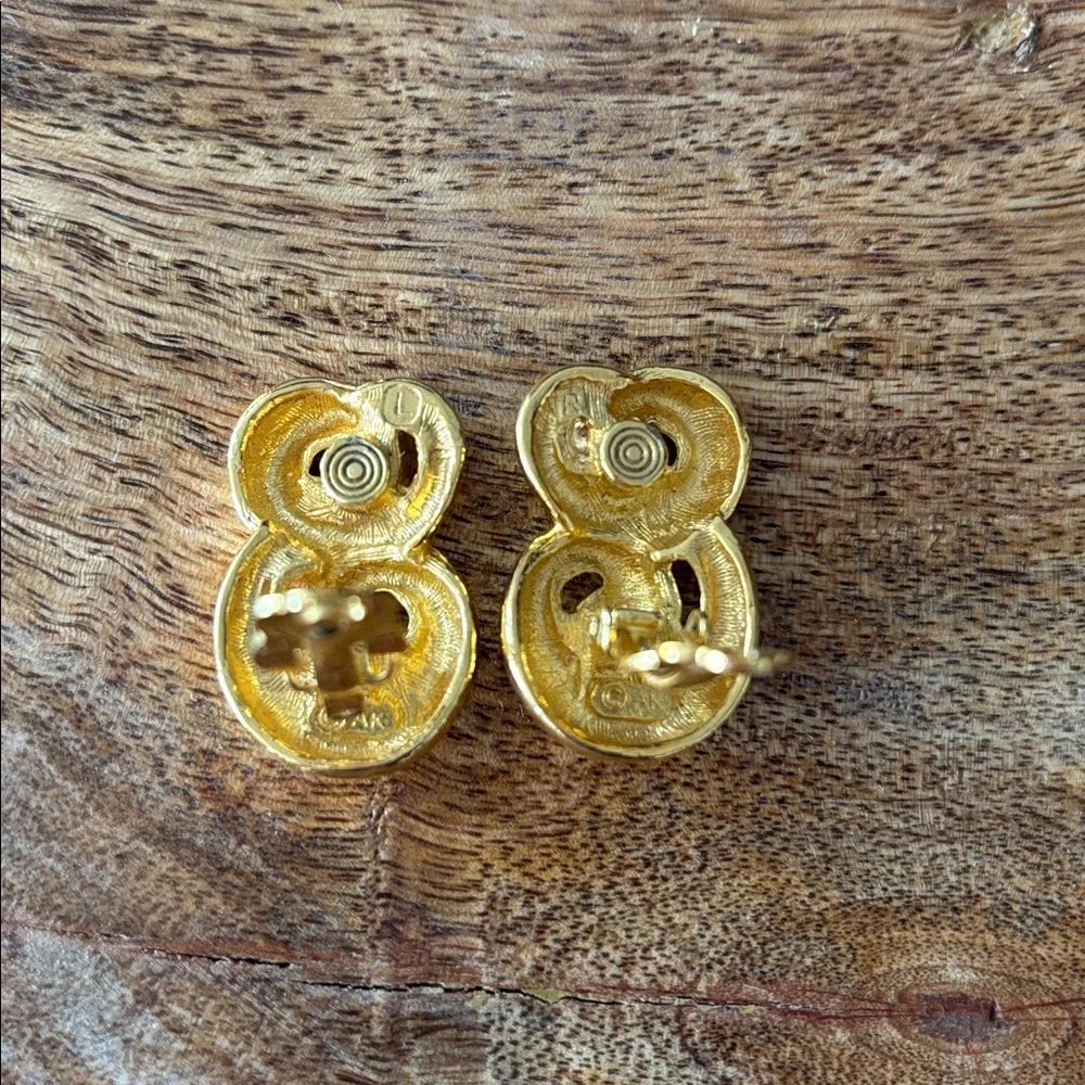 Vintage Anne Klein Gold Tone Double Swirl Clip-On Earrings 1980s Retro Figure 8
